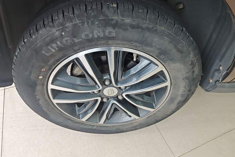 Used Geely Auto Vision X6 2018 1.4T CVT 4G Connected Luxury Version Right Rear Wheel Hub