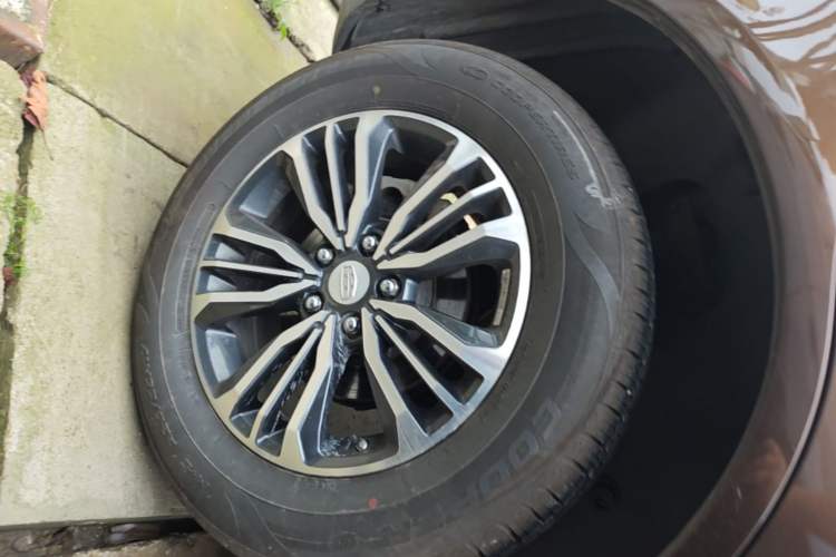 Used Geely Auto Vision X6 2018 1.8L Manual 4G Connect Luxury Edition Right Rear Wheel Hub