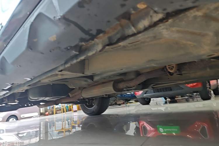 Used Geely Auto Vision X6 2018 1.4T CVT 4G Connected Luxury Version Right Side Sill