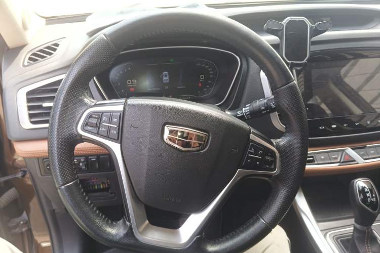 Used Geely Auto Vision X6 2018 1.4T CVT 4G Connected Flagship Edition Steering Wheel