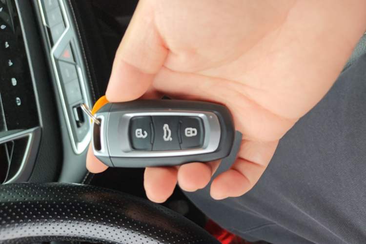 Used Geely Auto Vision X6 2018 1.8L Manual 4G Connect Luxury Edition Vehicle Key