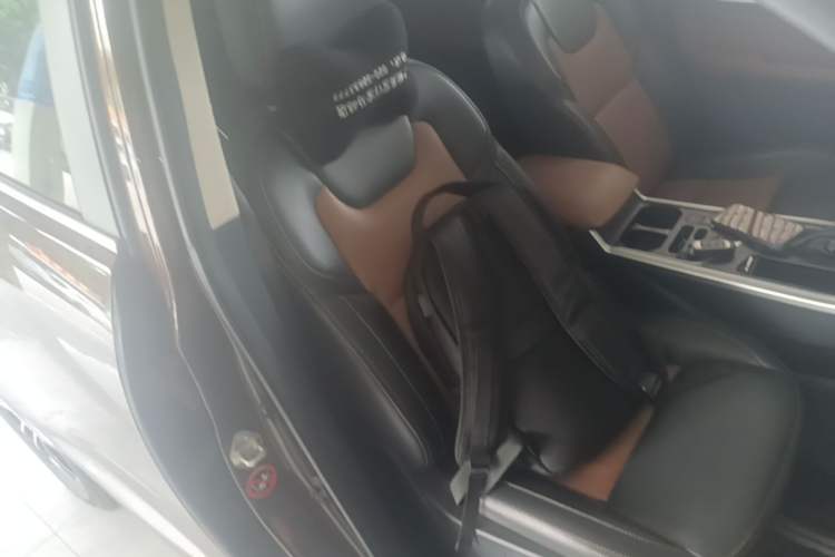 Used Geely Auto Vision X6 2018 1.4T CVT 4G Connected Flagship Edition Right Front Seat