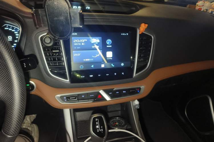 Used Geely Auto Vision X6 2018 1.4T CVT 4G Connected Flagship Edition Audio And AC Panel