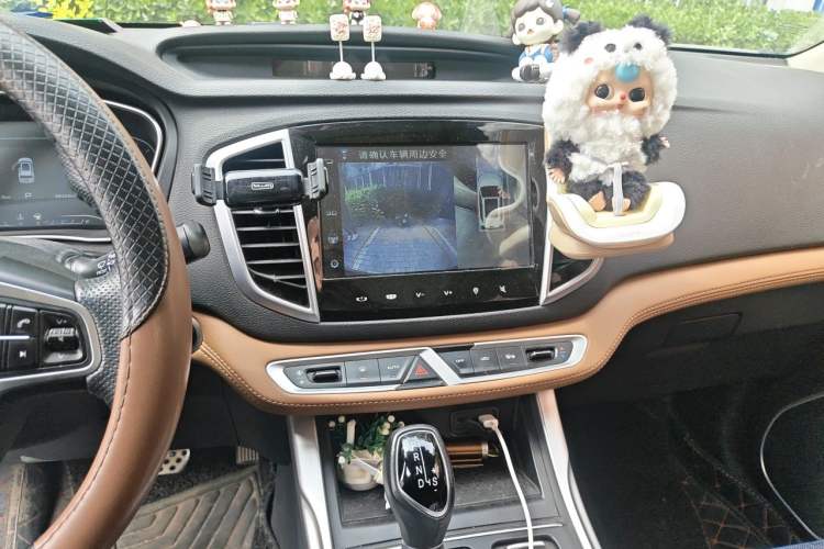 Used Geely Auto Vision X6 2018 1.4T CVT 4G Connected Flagship Edition Audio And AC Panel