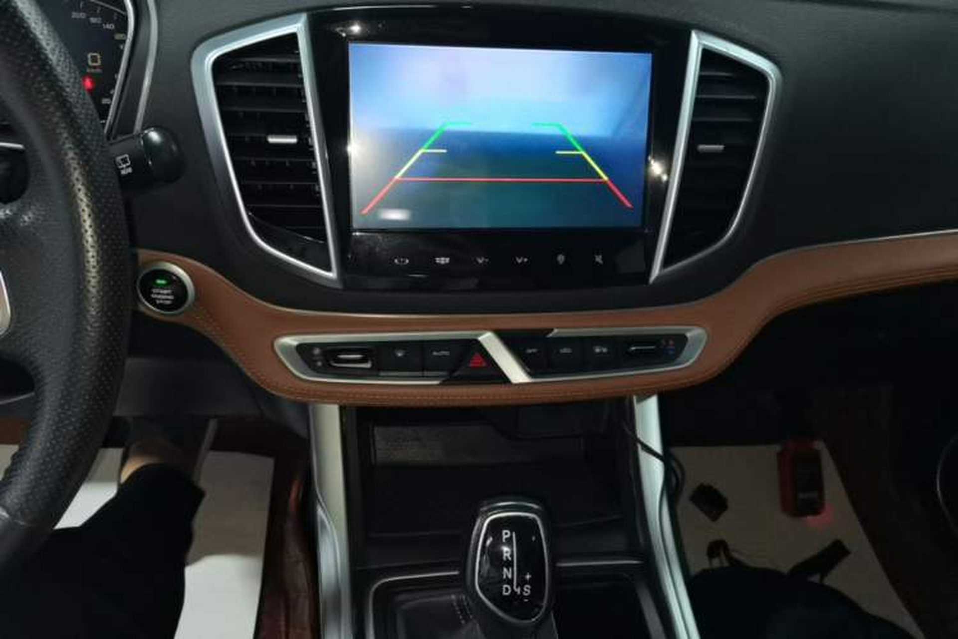 Used Geely Auto Vision X6 2018 1.4T CVT 4G Connected Luxury Version Audio And AC Panel