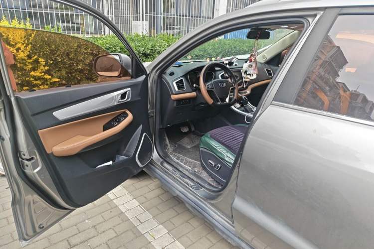 Used Geely Auto Vision X6 2018 1.4T CVT 4G Connected Flagship Edition Driver Seat