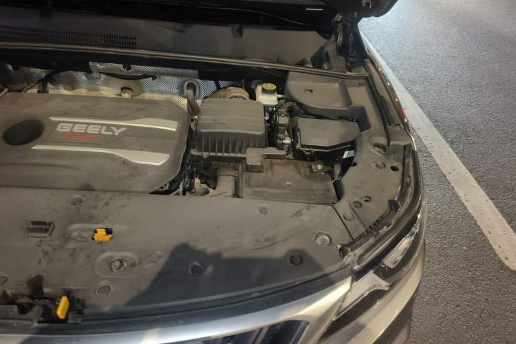 Used Geely Auto Vision X6 2018 1.4T CVT 4G Connected Flagship Edition Engine Bay Left