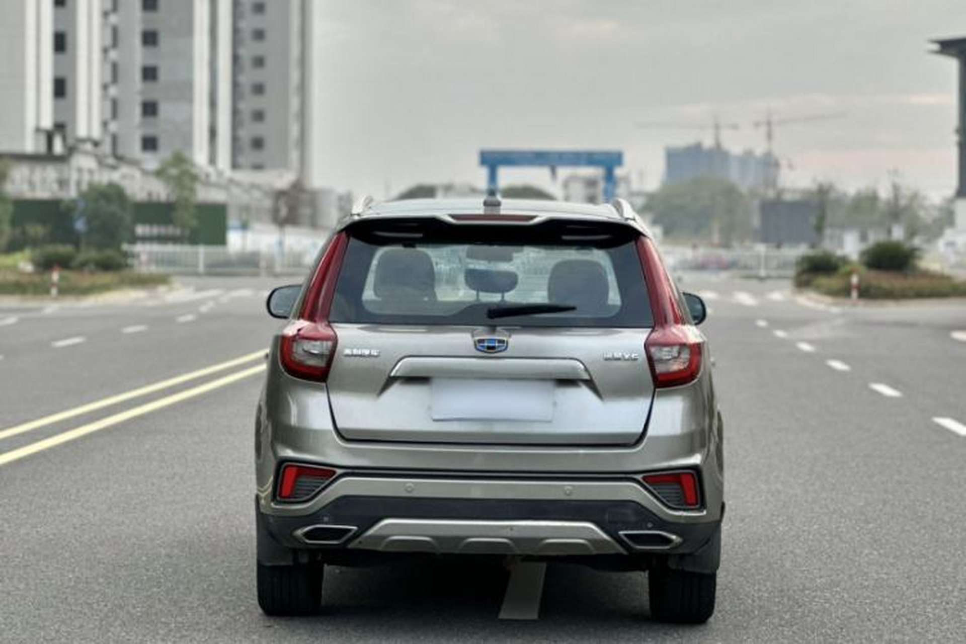 Used Geely Auto Vision X6 2018 1.4T CVT 4G Connected Flagship Edition Exterior 6