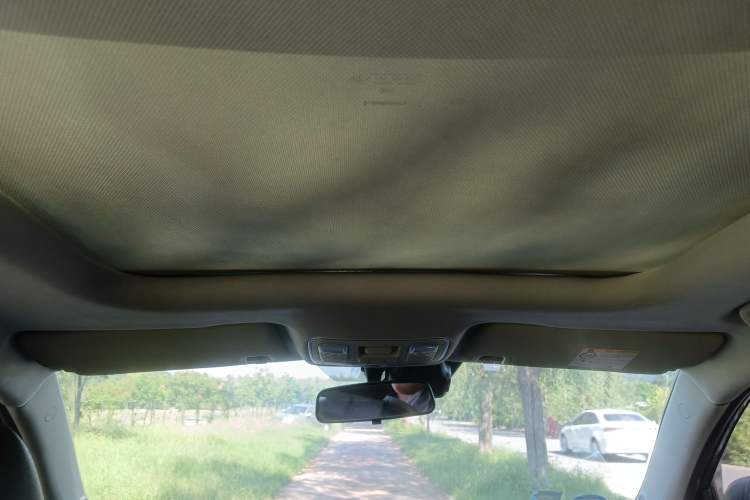 Used Geely Auto Vision X6 2018 1.4T CVT 4G Connected Flagship Edition Headliner