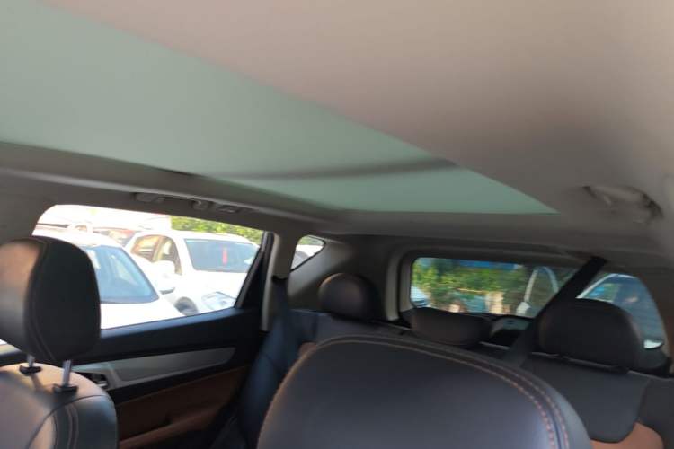 Used Geely Auto Vision X6 2018 1.4T CVT 4G Connected Flagship Edition Headliner