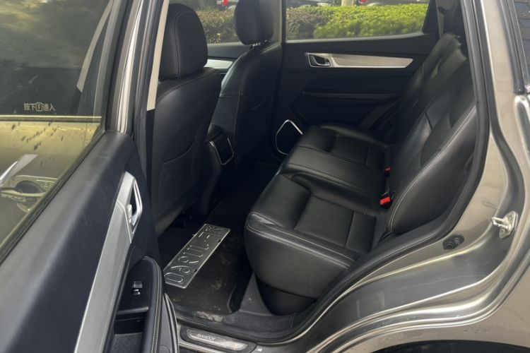 Used Geely Auto Vision X6 2018 1.8L Manual 4G Connect Luxury Edition Interior 5