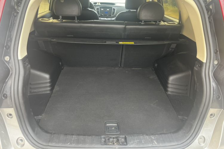 Used Geely Auto Vision X6 2018 1.8L Manual 4G Connect Luxury Edition Interior 7