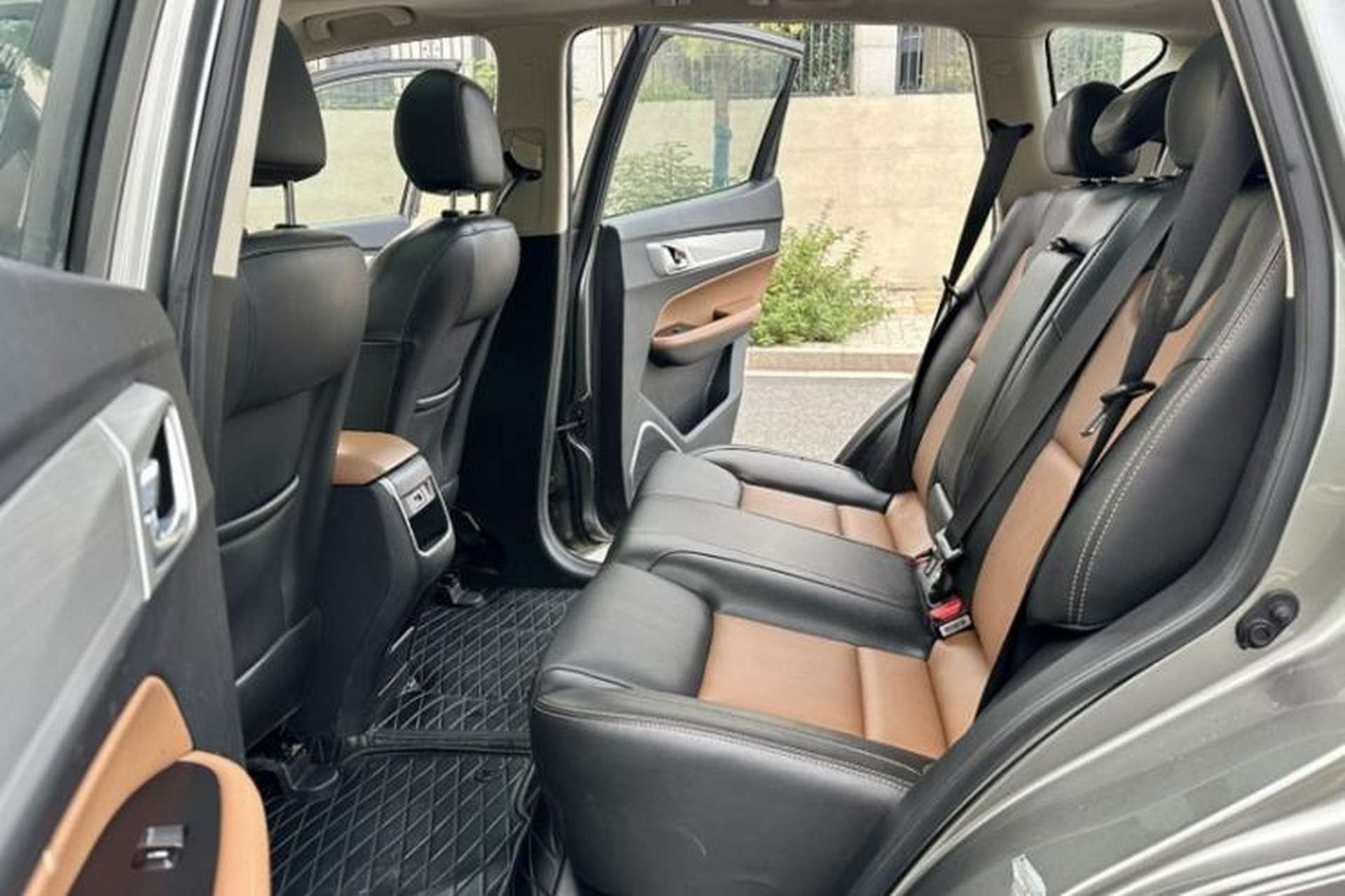 Used Geely Auto Vision X6 2018 1.4T CVT 4G Connected Flagship Edition Interior 7