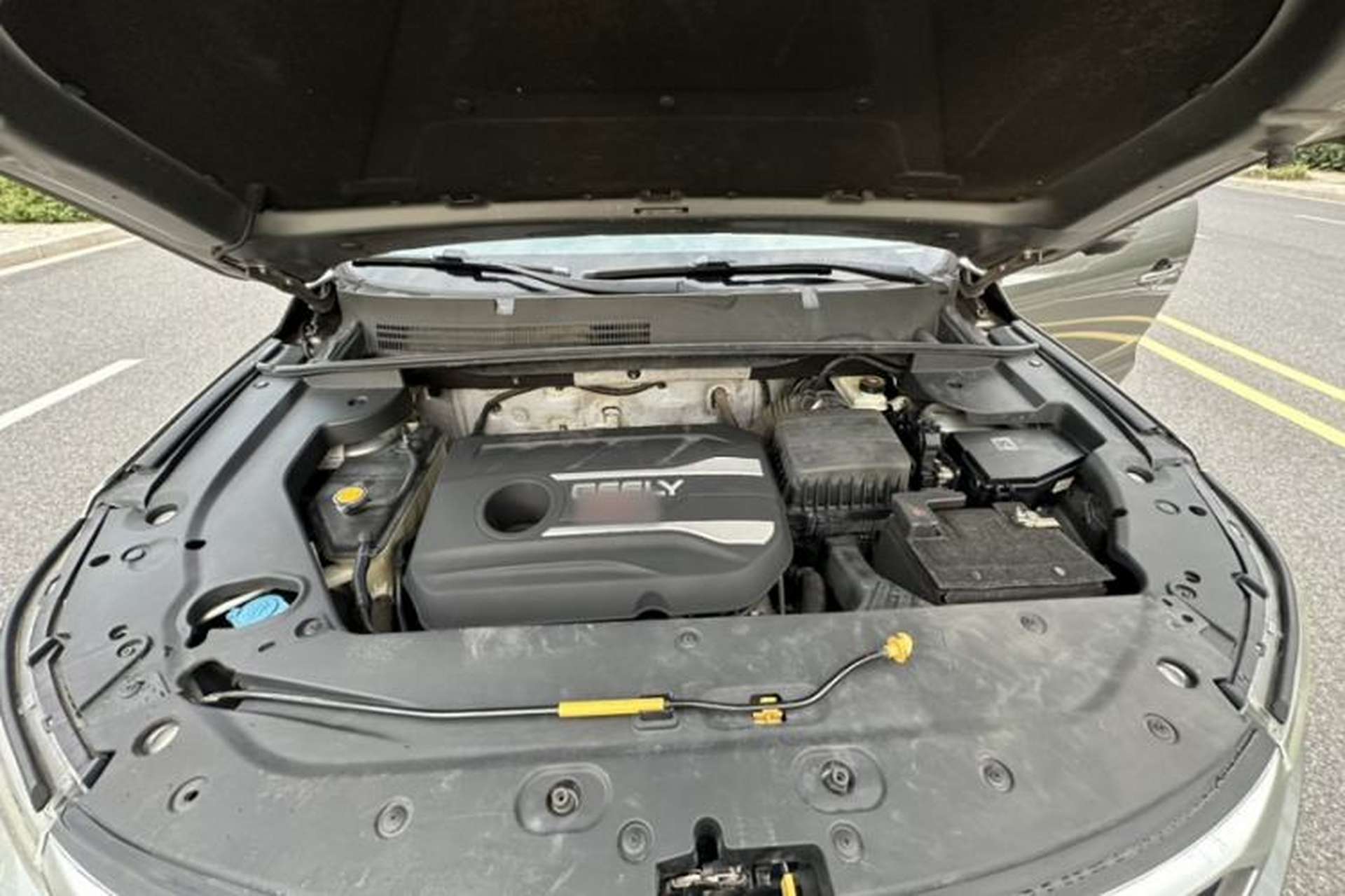 Used Geely Auto Vision X6 2018 1.4T CVT 4G Connected Flagship Edition Interior 9