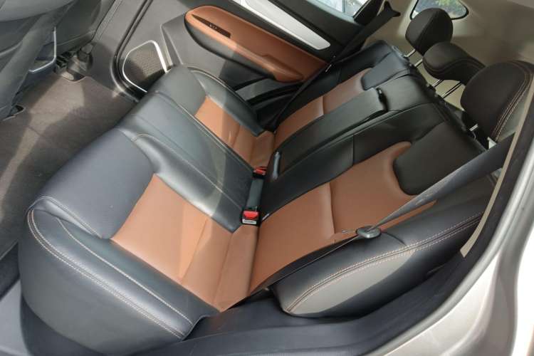 Used Geely Auto Vision X6 2018 1.4T CVT 4G Connected Flagship Edition Left Rear Seat