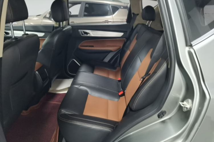 Used Geely Auto Vision X6 2018 1.4T CVT 4G Connected Luxury Version Left Rear Seat