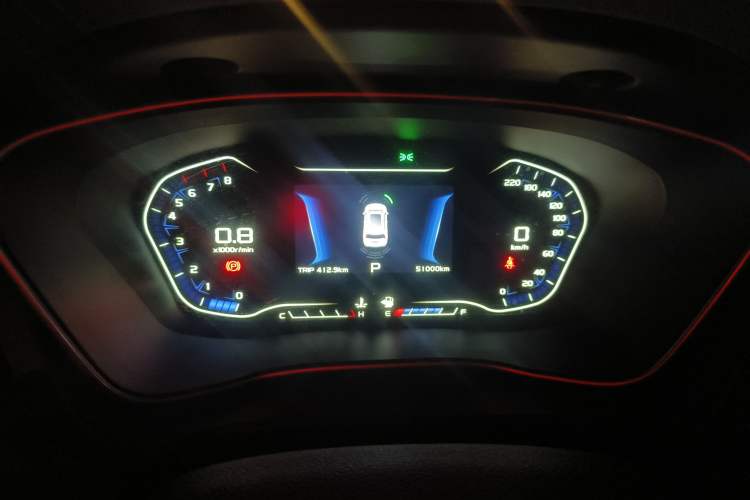 Used Geely Auto Vision X6 2018 1.4T CVT 4G Connected Flagship Edition Odometer Close Up