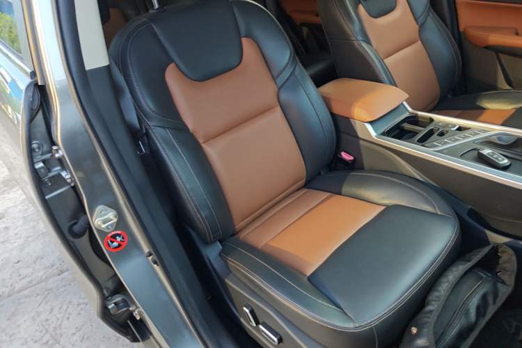 Used Geely Auto Vision X6 2018 1.4T CVT 4G Connected Flagship Edition Right Front Seat