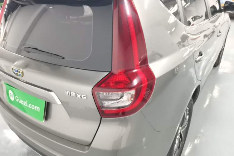 Used Geely Auto Vision X6 2018 1.4T CVT 4G Connected Luxury Version Right Rear Taillight