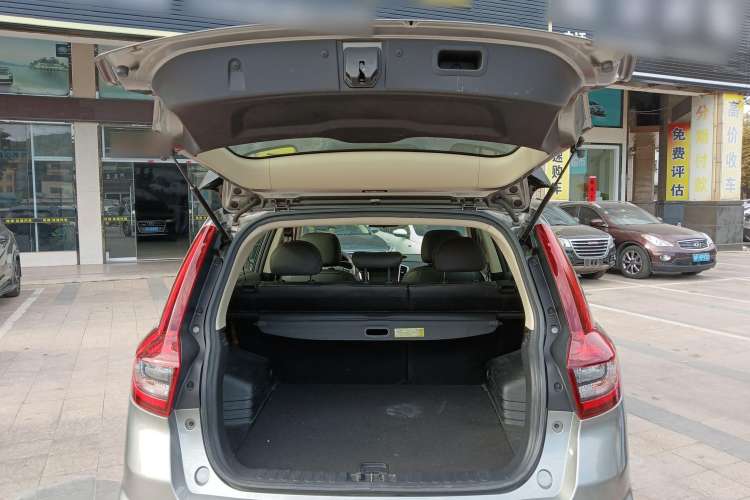 Used Geely Auto Vision X6 2018 1.4T CVT 4G Connected Flagship Edition Trunk