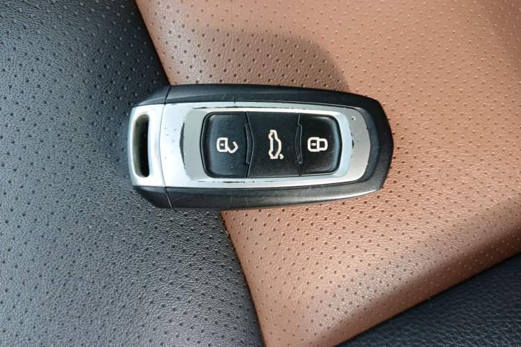 Used Geely Auto Vision X6 2018 1.4T CVT 4G Connected Flagship Edition Vehicle Key