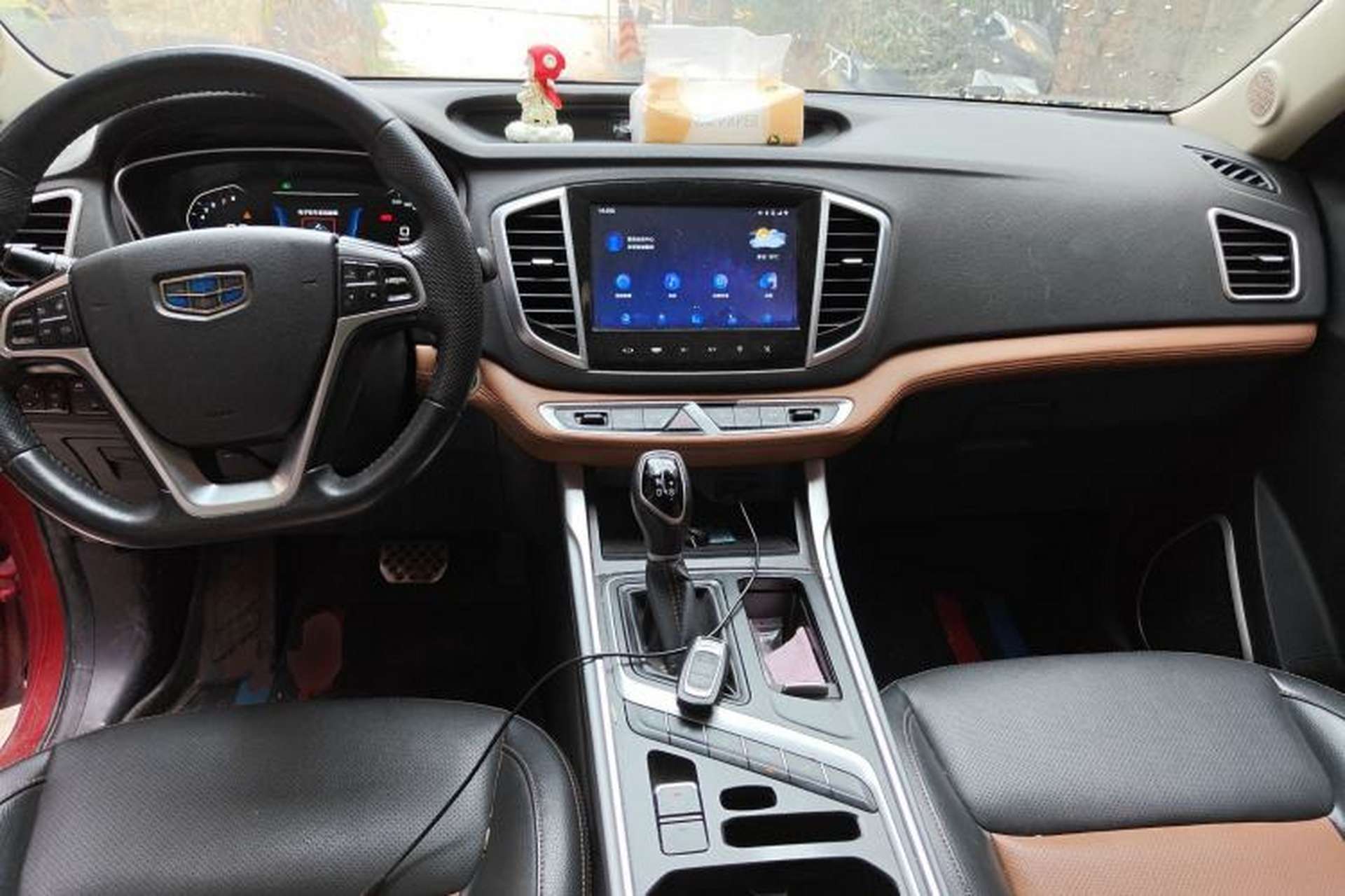 Used Geely Auto Vision X6 2018 1.4T CVT 4G Connected Flagship Edition Center Console