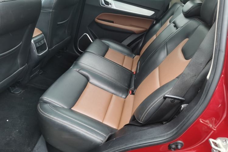 Used Geely Auto Vision X6 2018 1.4T CVT 4G Connected Flagship Edition Interior 4