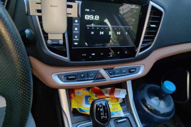 Used Geely Auto Vision X6 2018 1.4T CVT 4G Connected Luxury Version Audio And AC Panel
