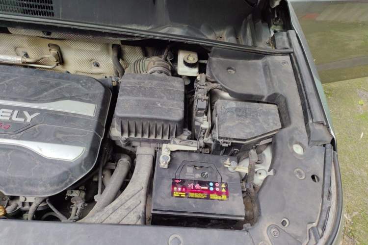 Used Geely Auto Vision X6 2018 1.4T CVT 4G Connected Flagship Edition Engine Bay Left