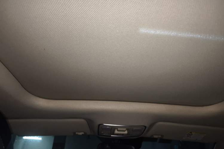 Used Geely Auto Vision X6 2018 1.4T CVT 4G Connected Flagship Edition Headliner