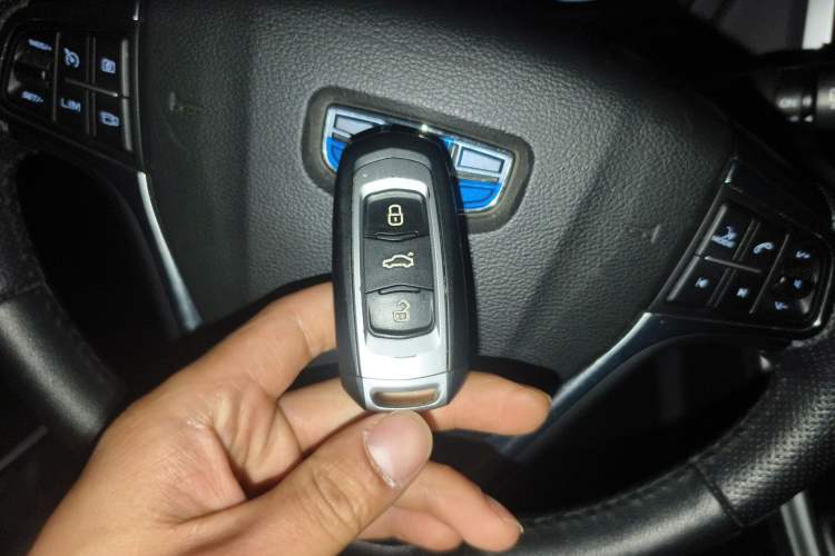 Used Geely Auto Vision X6 2018 1.4T CVT 4G Connected Flagship Edition Interior 1