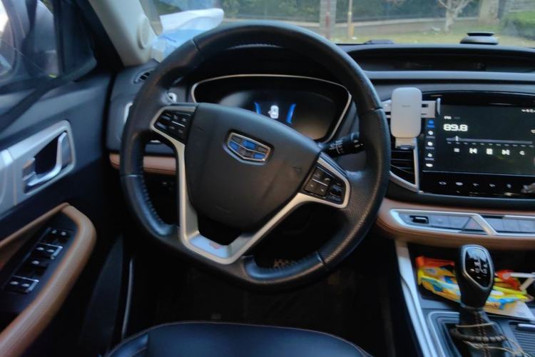 Used Geely Auto Vision X6 2018 1.4T CVT 4G Connected Luxury Version Steering Wheel