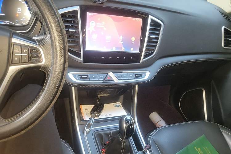 Used Geely Auto Vision X6 2018 1.8L Manual 4G Connect Luxury Edition Audio And AC Panel
