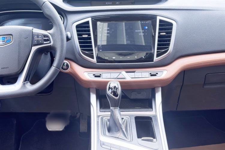 Used Geely Auto Vision X6 2018 1.4T CVT 4G Connected Luxury Version Audio And AC Panel