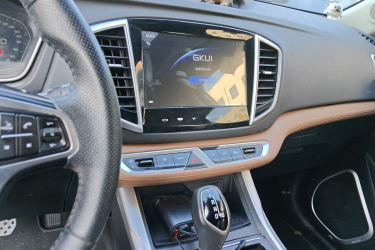 Used Geely Auto Vision X6 2018 1.4T CVT 4G Connected Luxury Version Audio And AC Panel