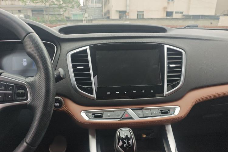 Used Geely Auto Vision X6 2018 1.4T CVT 4G Connected Luxury Version Audio And AC Panel
