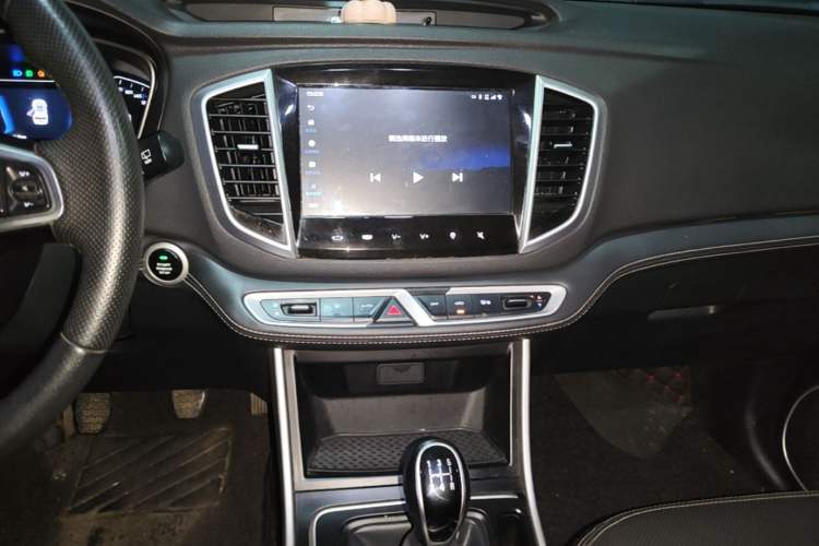 Used Geely Auto Vision X6 2018 1.8L Manual 4G Connect Luxury Edition Audio And AC Panel