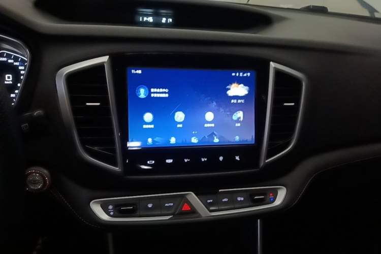 Used Geely Auto Vision X6 2018 1.8L Manual 4G Connect Luxury Edition Audio And AC Panel