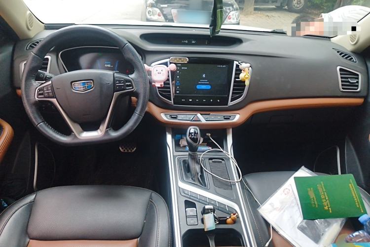 Used Geely Auto Vision X6 2018 1.4T CVT 4G Connected Flagship Edition Center Console