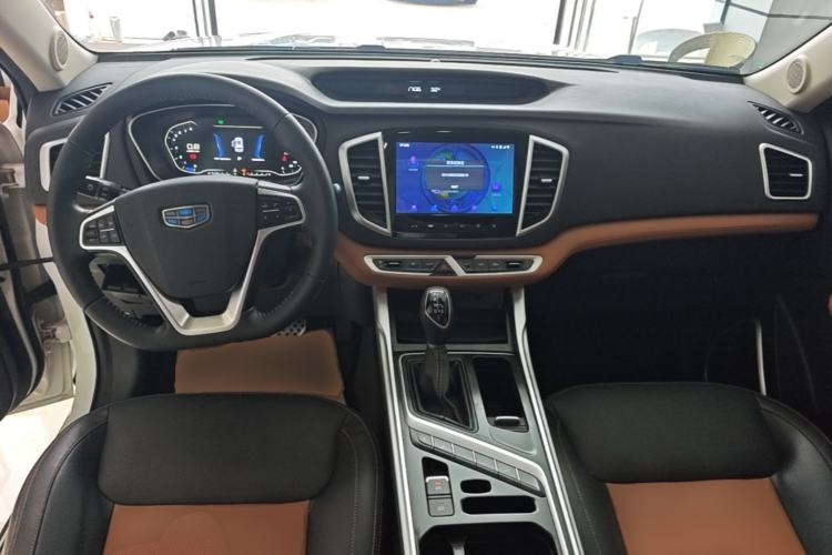 Used Geely Auto Vision X6 2018 1.4T CVT 4G Connected Luxury Version Center Console