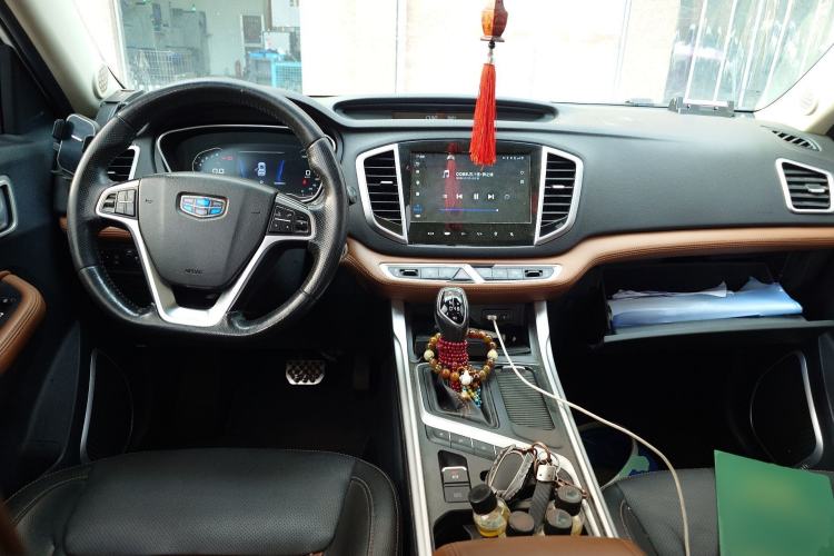 Used Geely Auto Vision X6 2018 1.4T CVT 4G Connected Flagship Edition Center Console