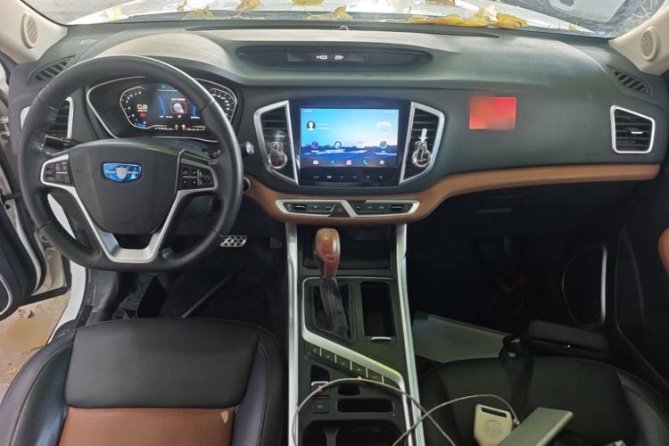 Used Geely Auto Vision X6 2018 1.4T CVT 4G Connected Flagship Edition Center Console