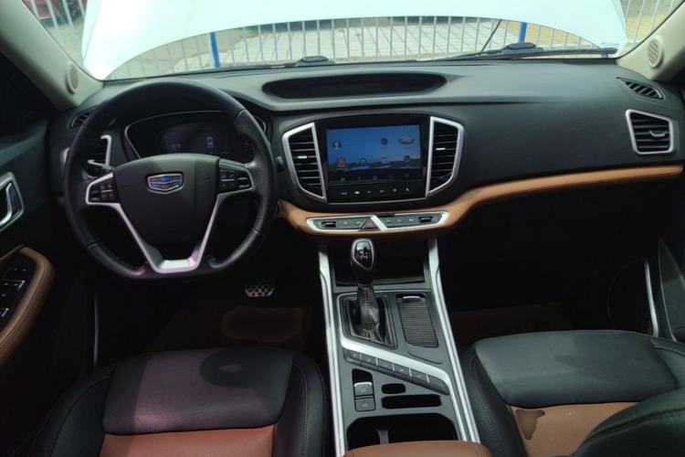 Used Geely Auto Vision X6 2018 1.4T CVT 4G Connected Flagship Edition Center Console