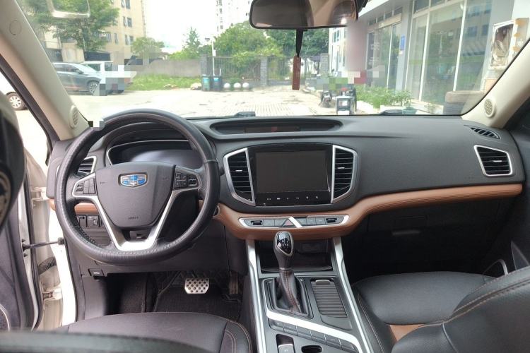 Used Geely Auto Vision X6 2018 1.4T CVT 4G Connected Luxury Version Center Console