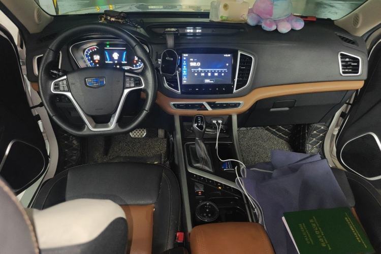 Used Geely Auto Vision X6 2018 1.4T CVT 4G Connected Flagship Edition Center Console