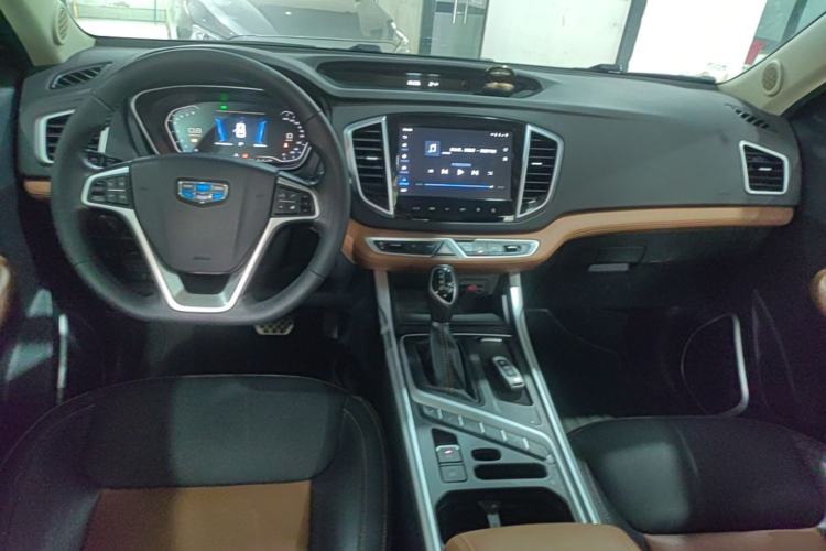 Used Geely Auto Vision X6 2018 1.4T CVT 4G Connected Luxury Version Center Console