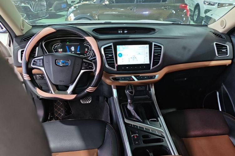 Used Geely Auto Vision X6 2018 1.4T CVT 4G Connected Luxury Version Center Console