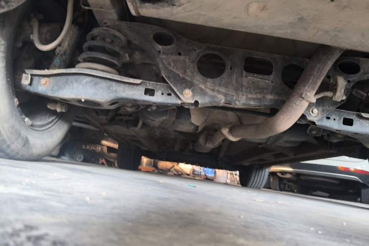 Used Geely Auto Vision X6 2018 1.4T CVT 4G Connected Luxury Version Chassis Rear