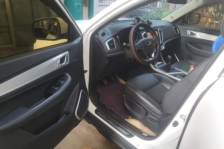 Used Geely Auto Vision X6 2018 1.8L Manual 4G Connect Luxury Edition Driver Seat