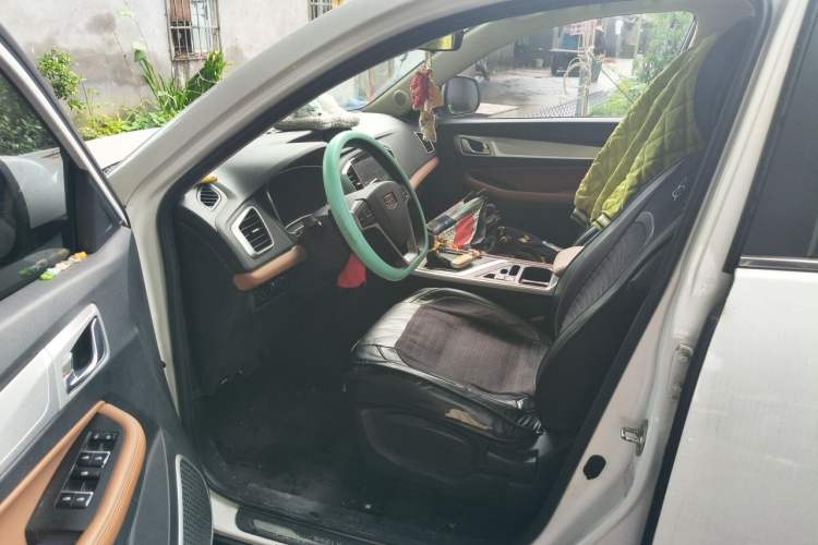 Used Geely Auto Vision X6 2018 1.4T CVT 4G Connected Luxury Version Driver Seat